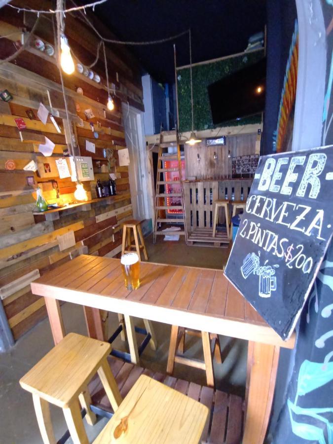 Casa Artigas Hostel コルドバ エクステリア 写真