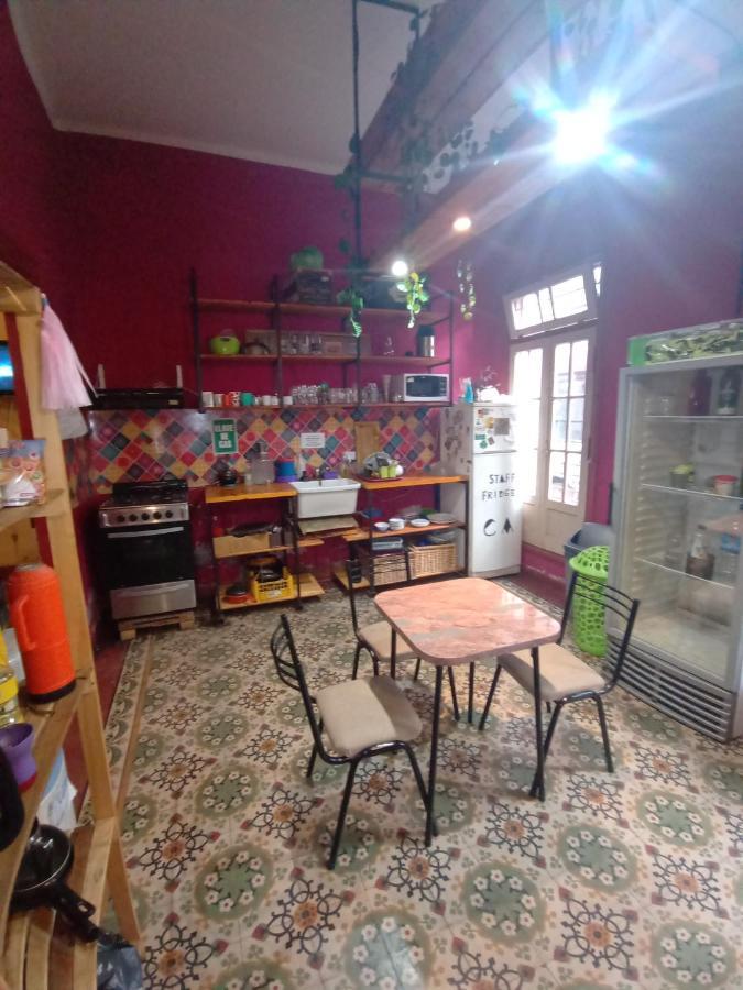 Casa Artigas Hostel コルドバ エクステリア 写真