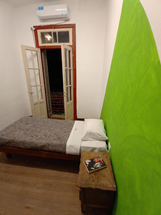 Casa Artigas Hostel コルドバ エクステリア 写真
