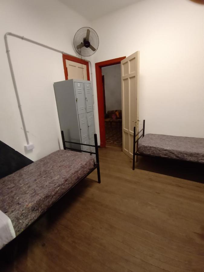 Casa Artigas Hostel コルドバ エクステリア 写真