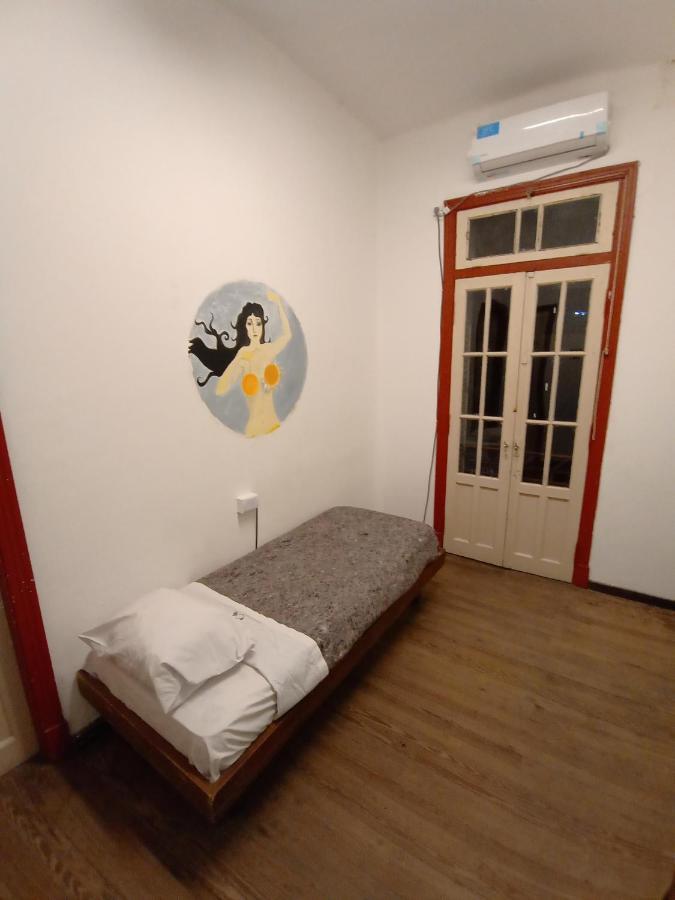 Casa Artigas Hostel コルドバ エクステリア 写真