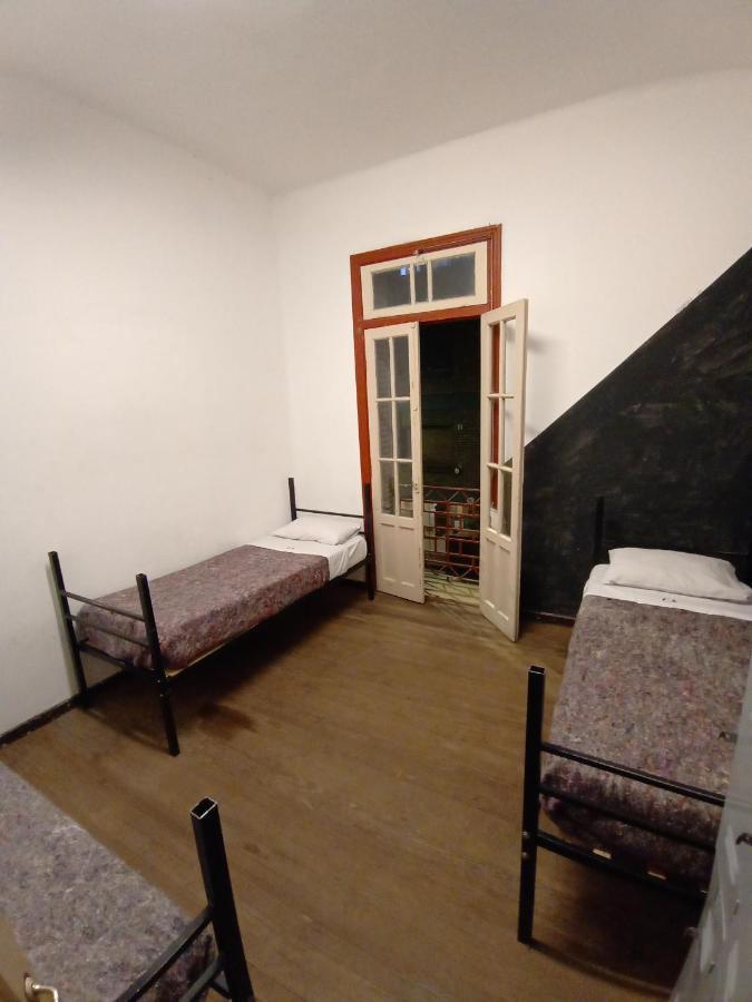 Casa Artigas Hostel コルドバ エクステリア 写真