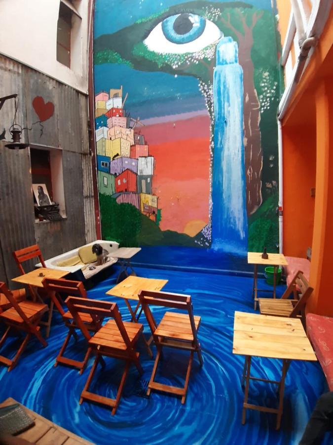 Casa Artigas Hostel コルドバ エクステリア 写真