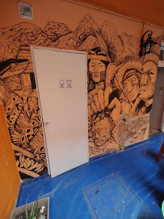 Casa Artigas Hostel コルドバ エクステリア 写真